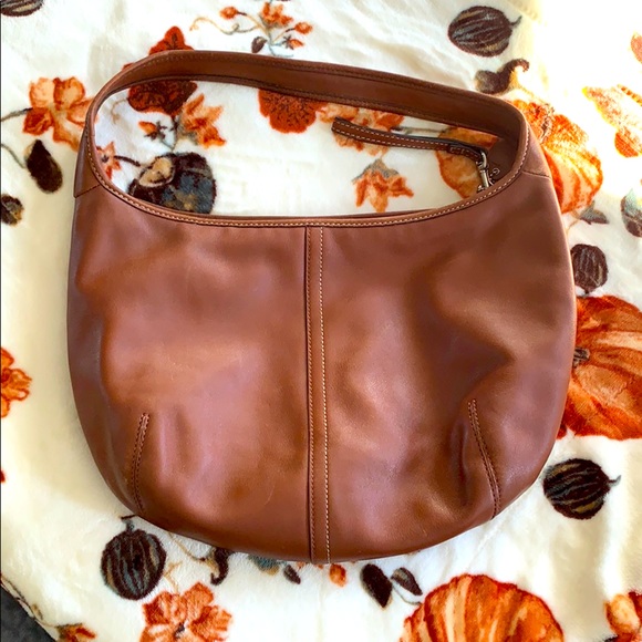 Coach Handbags - Vintage Coach Brown Ergo Hobo Purse